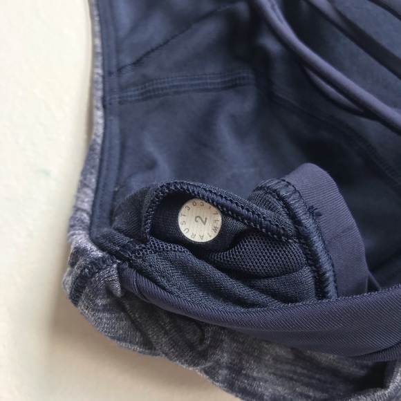 Lululemon tank top w/ built in sports bra - Picture 2 of 5